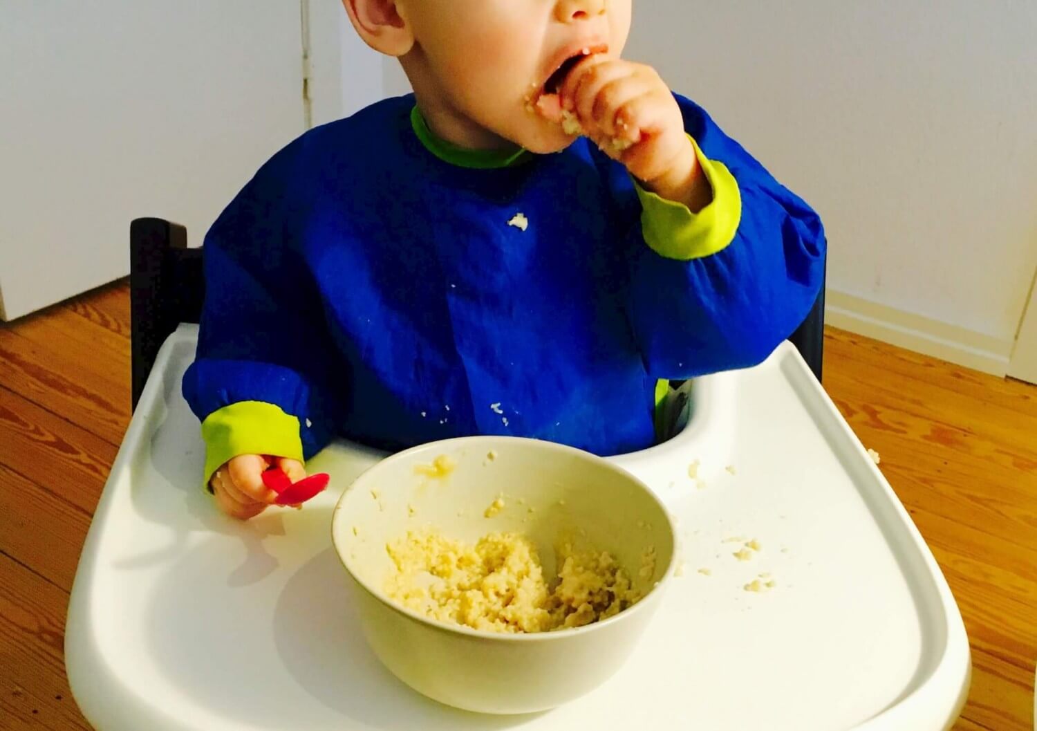 BLW: Baby Led Weaning - statt Brei direkt selber essen - Babyartikelcheck